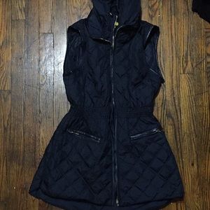 Fashion nova Hooded sleeveless jacket